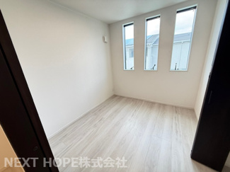 【洋室】 | 西淀川区中島1丁目中古戸建　築浅 | ２階洋室４帖です♪いつでもご内覧できます！ネクストホープ不動産までお問い合わせを！！