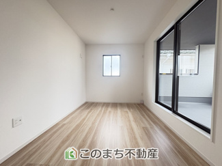 【洋室】 | LIGARE小山市城北15期　 | 2面採光の明るい洋室☆