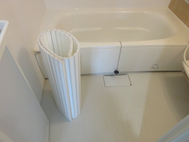 CARDANOの浴室