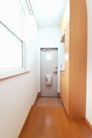 コモドハイムＡの玄関