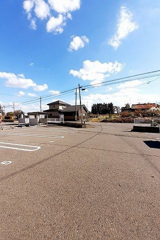 コモドハイムＡの駐車場
