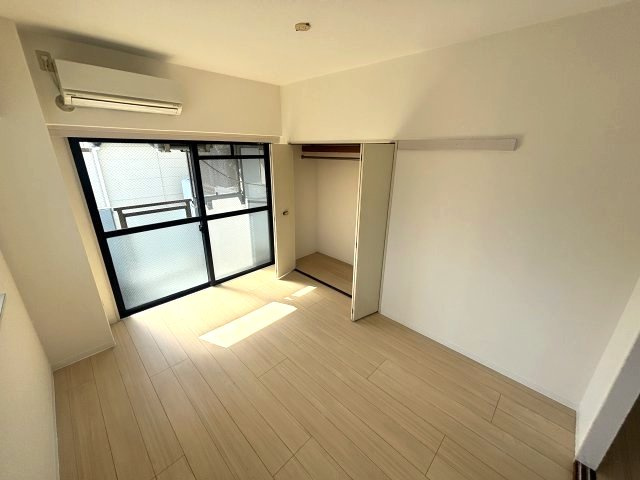 フリックコート深江の寝室