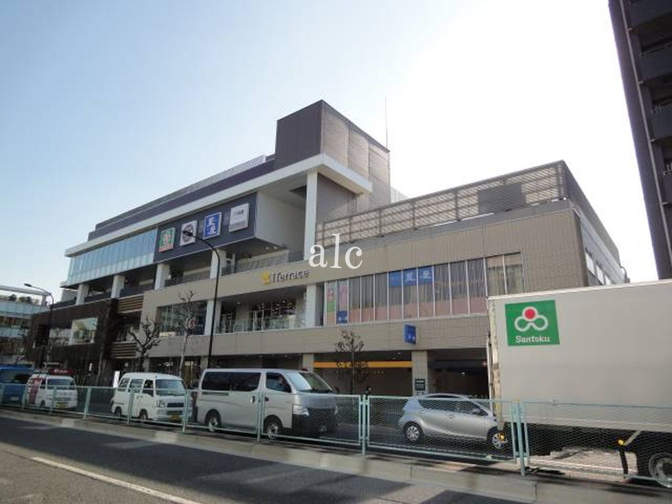 アヴァンティ哲学堂公園の周辺