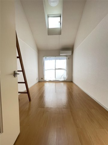シャトレ隈IIの寝室