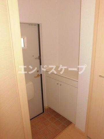 エレガンシアＨⅡの玄関|高崎、前橋のお部屋探しはエンドスケープまで！お客様の理想お聞かせ下さい♪