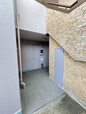 【エントランス】 | メゾンクリエ鳳