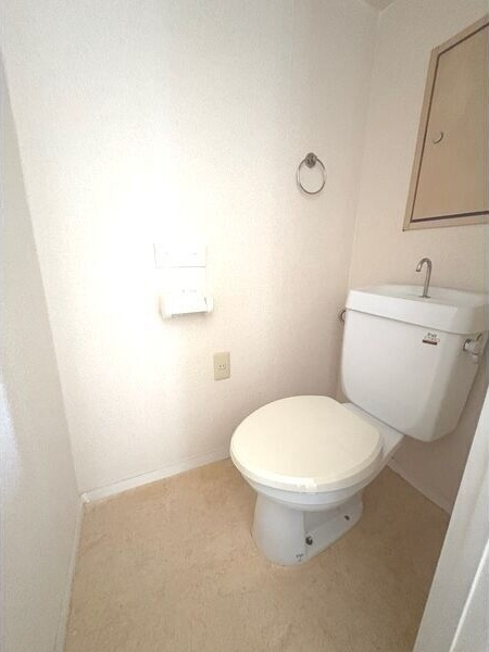 スカイメゾンのトイレ|ゆったりとした空間のトイレです