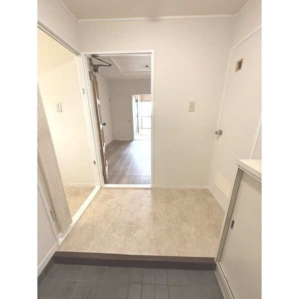 スカイメゾンの玄関|シンプルで使いやすい玄関です