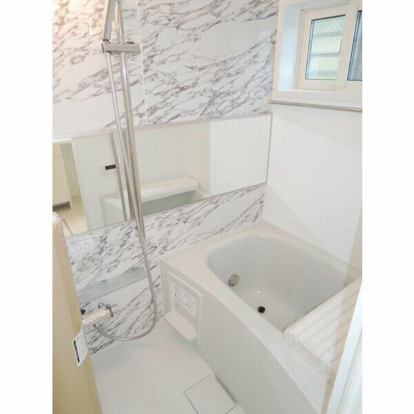 リトルフォレストの浴室