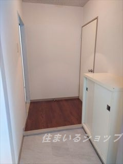 広島市安佐北区落合南２丁目のアパートの玄関|シューズボックスあり