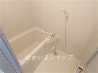 広島市安佐北区落合南２丁目のアパートの浴室