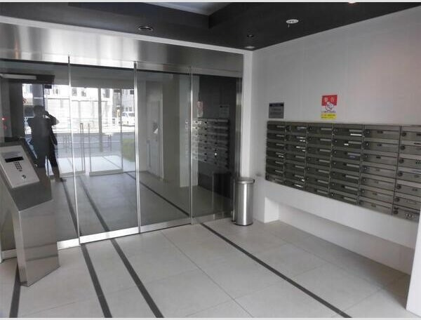 ヴォーガコルテ両国のエントランス