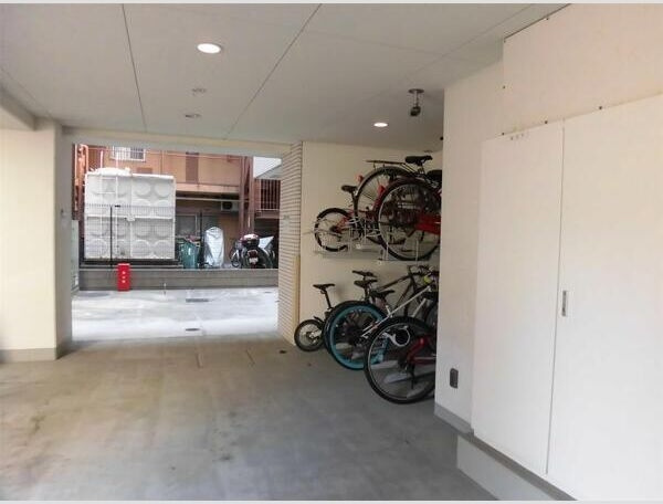 ヴォーガコルテ両国の駐車場|駐輪場