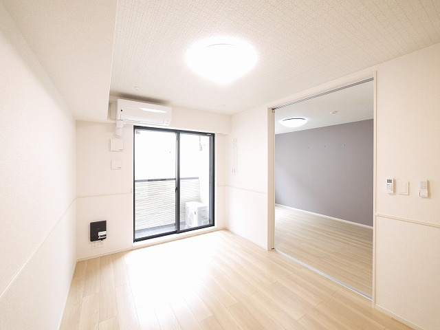 フラン・ソレイユ　学園前の居間・リビング|ゆったり過ごせるリビングです