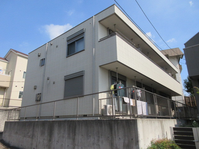 横濱山の手テラスの外観|耐震耐火構造の旭化成ヘーベルメゾン