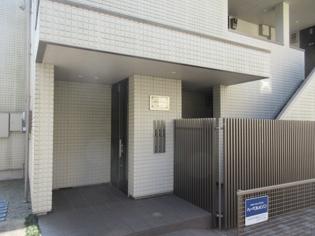 横濱山の手テラスのロビー