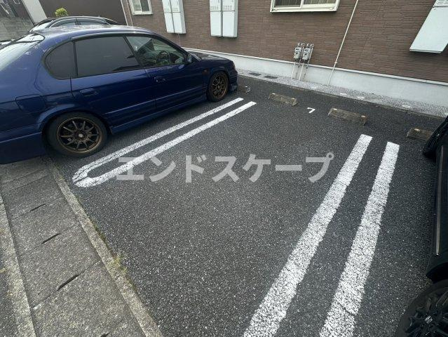 サンカルムの駐車場|高崎、前橋のお部屋探しはエンドスケープまで！お客様の理想お聞かせ下さい♪
