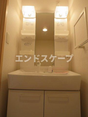 サンカルムの洗面所|高崎、前橋のお部屋探しはエンドスケープまで！お客様の理想お聞かせ下さい♪