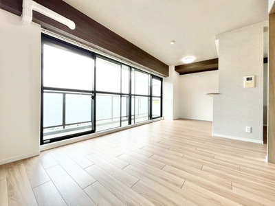 【居間・リビング】 | グランドシティダイアパレス吹田ガーデンコート四番館 | エイブルだけの嬉しいサービス、ご用意しております。詳細は、お気軽に当社までお問合せ下さいませ！