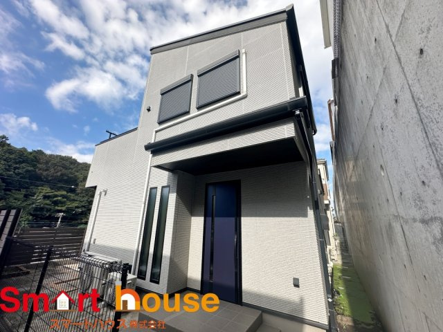 座間市入谷東　築浅1棟