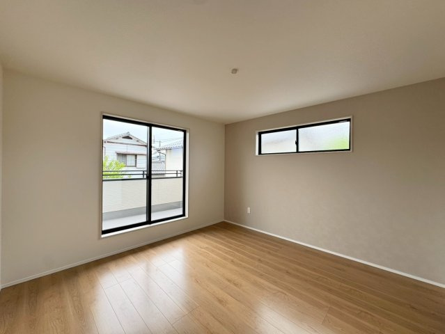 ーmokuーモクー小倉南区東貫1丁目2期　【小倉南区　新築戸建て】の洋室|2階8帖洋室は主寝室に♪【小倉南区　新築戸建て】