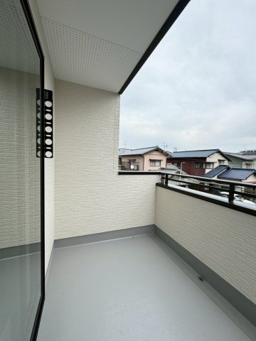 ーmokuーモクー小倉南区東貫1丁目2期　【小倉南区　新築戸建て】のバルコニー|日当たり良好なバルコニです♪【小倉南区　新築戸建て】