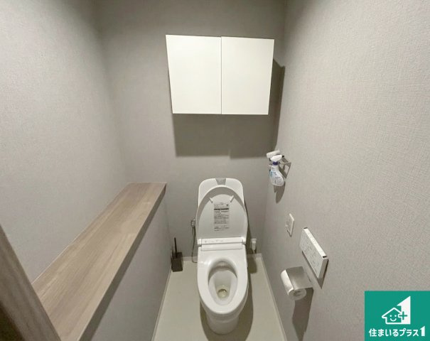 イトーピア千里万博公園のトイレ|シンプルで清潔感のあるトイレです。