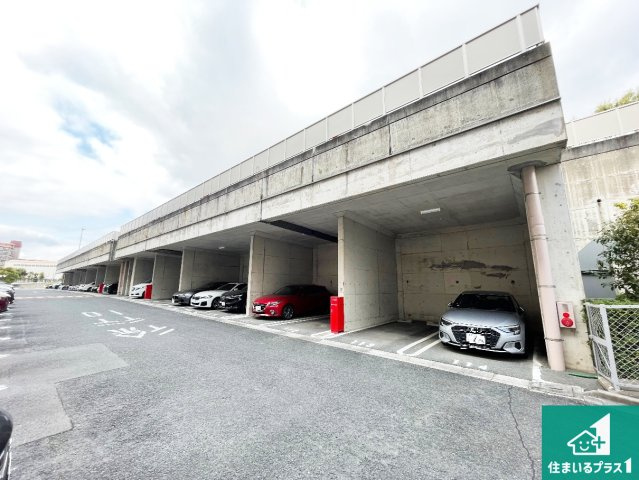 イトーピア千里万博公園のその他共用部分|共用部（駐車場）