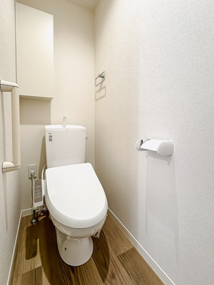 【トイレ】 | グランシア | 落ち着いた色調のトイレです