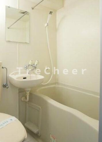 アドリーム千駄木の浴室