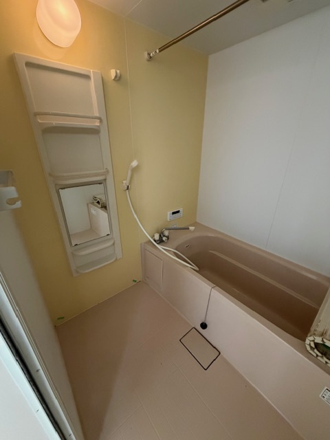 Bolas緑が丘Aの浴室|※入居中の為、同タイプ別のお部屋の写真となります。