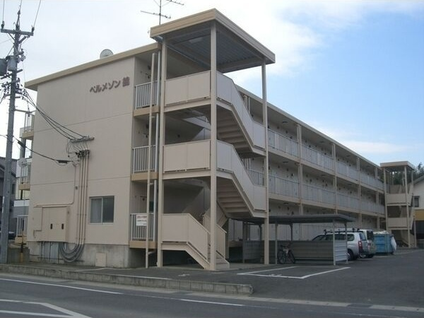 ベルメゾン錦の外観