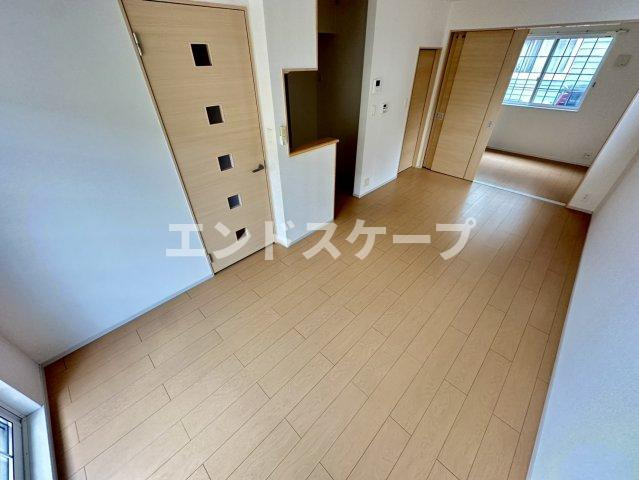 ジベルニーⅢの居間・リビング|高崎、前橋のお部屋探しはエンドスケープまで！お客様の理想お聞かせ下さい♪