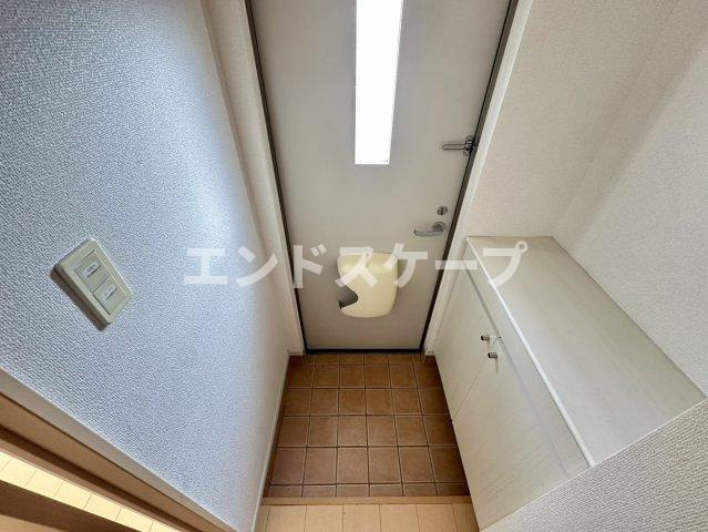 ジベルニーⅢの玄関|高崎、前橋のお部屋探しはエンドスケープまで！お客様の理想お聞かせ下さい♪