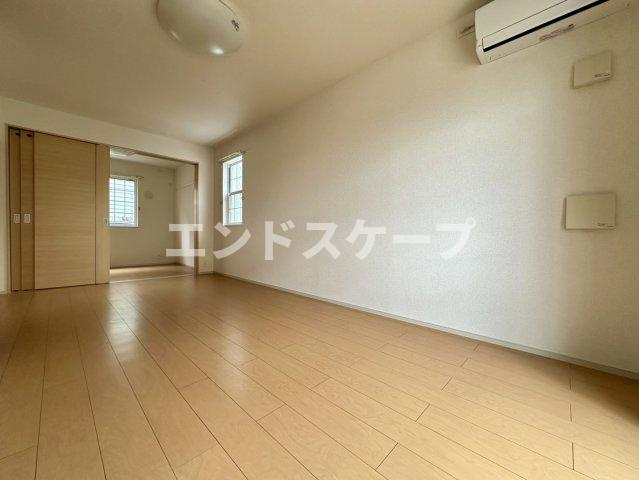 ジベルニーⅢの居間・リビング|高崎、前橋のお部屋探しはエンドスケープまで！お客様の理想お聞かせ下さい♪