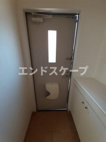 ジベルニーⅢの玄関|高崎、前橋のお部屋探しはエンドスケープまで！お客様の理想お聞かせ下さい♪