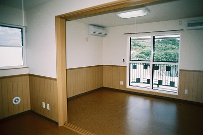 プロージェ・シャイン中島の居間・リビング