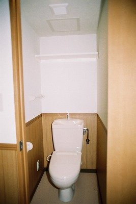 プロージェ・シャイン中島のトイレ