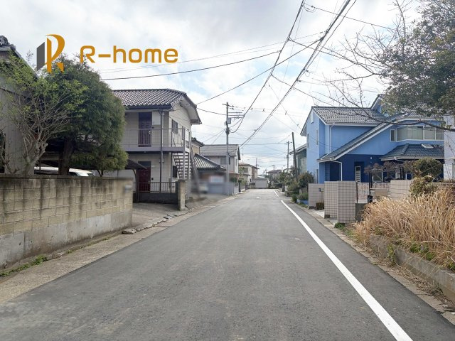 龍ケ崎市姫宮町第1期　新築子戸建て　1号棟の前面道路含む現地写真|周辺環境も併せて案内致します♪
閑静な住宅地で笑顔あふれる新生活！
ぜひ現地へお越しください♪