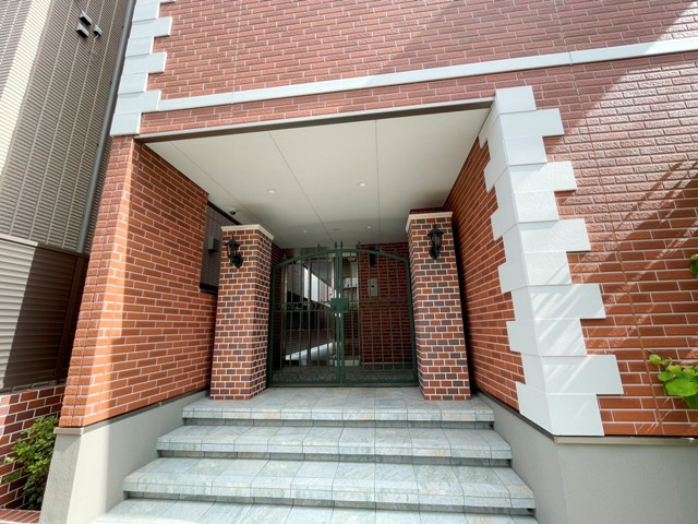 My Style vintage 目黒緑が丘のエントランス