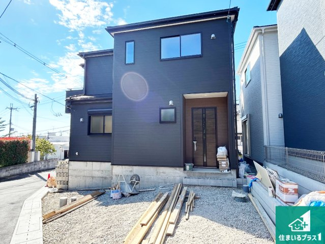羽曳野市はびきの　新築一戸建ての外観|現在建築中！落ち着いた街並みで新生活を始めることが出来そう！周辺の物件も併せてご紹介させて頂きます！