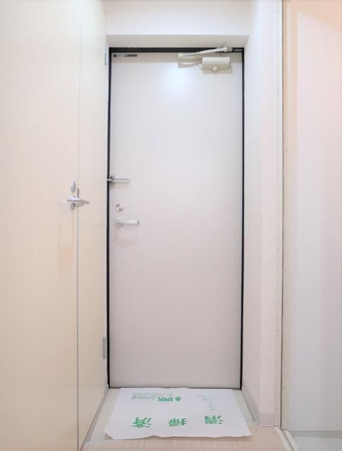 クレセール田端の玄関