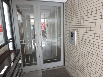 【エントランス】 | モン・シャンブル | 入口