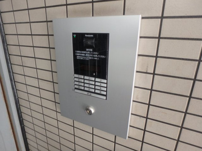 【セキュリティ】 | モン・シャンブル | オートロック付き