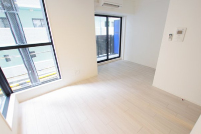 【居間・リビング】 | S-RESIDENCE西長堀