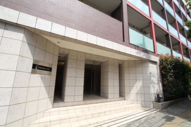 【エントランス】