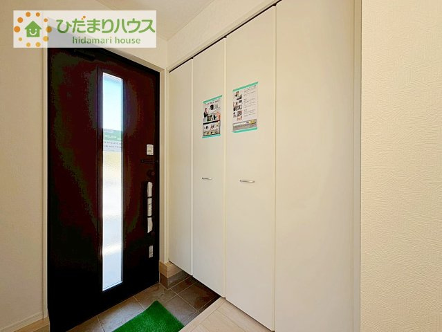 【玄関】 | つくば市若森第1　新築戸建　1号棟 | 家族の靴をたっぷり収納！大型シューズクローゼット付き(^^♪