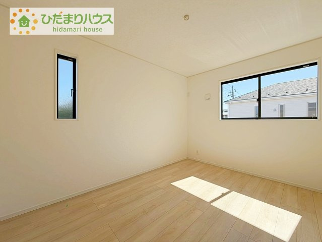 【洋室】 | つくば市若森第1　新築戸建　1号棟 | 洋室は高い天井のゆったりとした空間を演出(^^)/