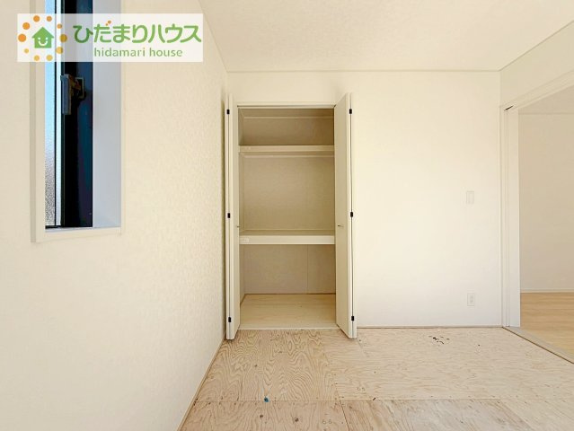 【収納】 | つくば市若森第1　新築戸建　1号棟 | 和室にも大容量のクローゼット完備！
お布団やお子様のおもちゃなどがスッキリ収納できますね(^^♪