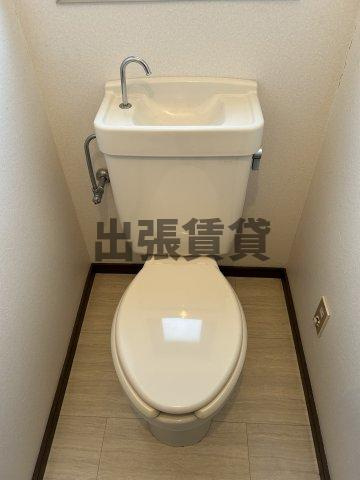 仲介手数料0円！！クレスト西枇のトイレ